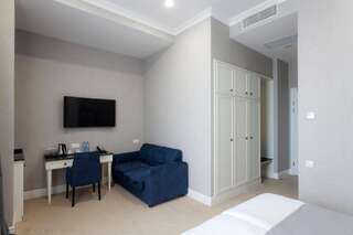 Отель Lifferent Hotel & Spa Тбилиси Улучшенный двухместный номер с 1 кроватью-4