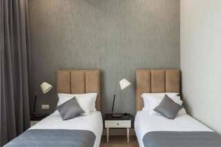 Отель Lifferent Hotel & Spa Тбилиси Двухместный номер с 2 отдельными кроватями и балконом-4